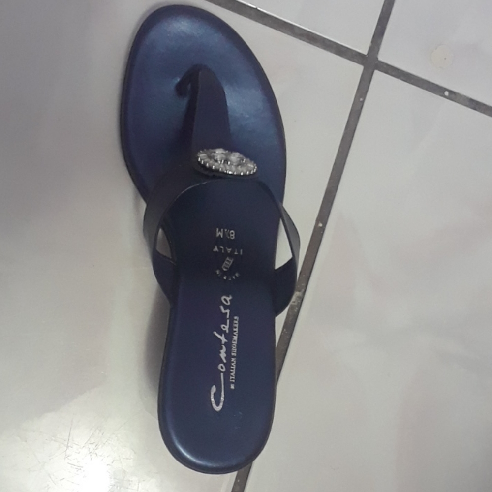 Women sandals